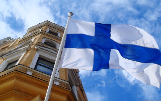 В Финляндии блокчейн помогает беженцам устроиться в жизни