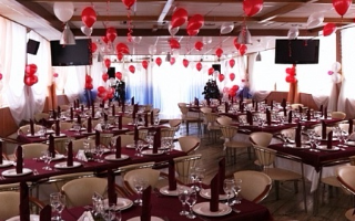 Россияне выставляют на продажу необычные вещи