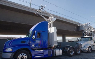 В США появилось первое шоссе с токоприемниками