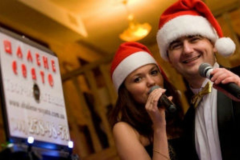 В России выросло количество бронирований ресторанов на новогодние корпоративы