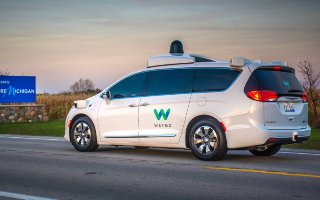 В уходящем году робомобили стали реальностью