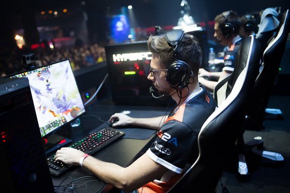 «Mail.ru Group» покупает киберспортивный холдинг «ESForce»