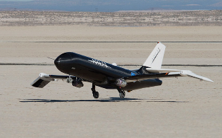 Boeing в партнерстве с NASA работает над складным крылом самолета