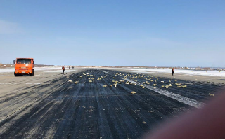 В Якутии взлетающий самолет «потерял» 9 тонн золота