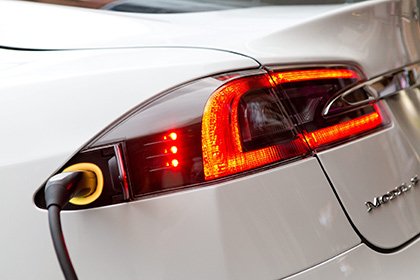 Нефтяные гиганты присматриваются к рынку электромобилей