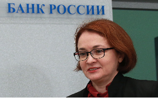 Банк России не ожидает ухудшения ситуации даже при двукратном падении цен на нефть