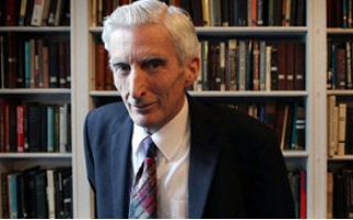 Мартин Рис: человечество доживет до конца века с вероятностью 50%