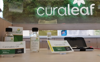 Компания по продаже конопли экс-гендиректора НТВ привлекла на IPO $400 млн