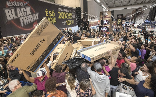 В США подвели итоги интернет-продаж в «черную пятницу»