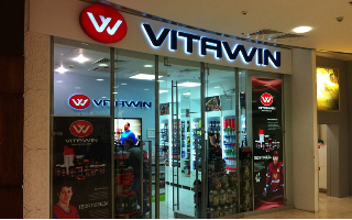 СМП-банк продал сеть спортивного питания Vitawin