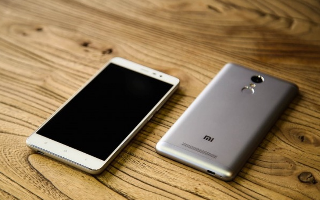 Таможня пресекла попытку ввоза китайских смартфонов под российским брендом