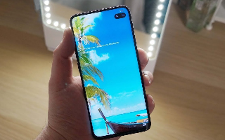 В России стартуют продажи Samsung Galaxy S10