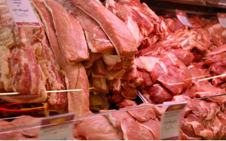 С начала Великого поста в торговых сетях не заметили снижения спроса на мясо