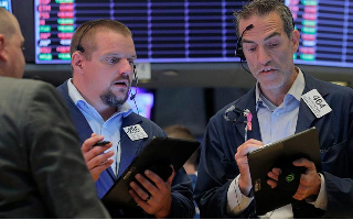 Противостояние США и Китая: богатейшие люди планеты за день потеряли $14 млрд