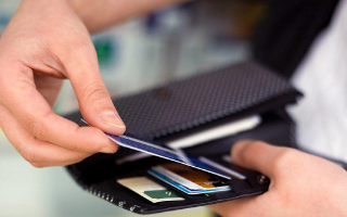 Россияне обогнали европейцев по расчетам банковскими картами