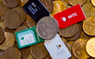 Сотовые операторы постепенно повышают цены на услуги