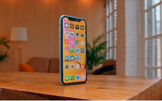 Значительно подешевел самый популярный в мире iPhone