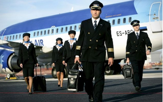 Китайские компании начали сокращать иностранных пилотов