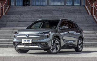 Китайский концерн выпустил элекрокроссовер за $24 тысячи