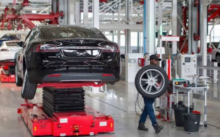 Маск ставит задачу произвести по итогам года 500 тысяч электрокаров