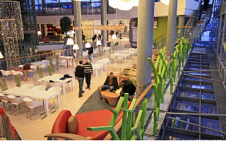 Фудкортам рекомендуют изменить организацию работы