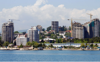 В начале лета в Сочи резко упал спрос на новостройки