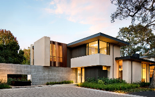 В России отмечен высокий интерес к элитным загородным домам