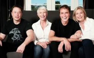 Маска винят в «грязной» торговле акциями